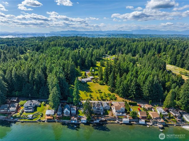 8006 Urquhart Street NW, Olympia, WA 98502