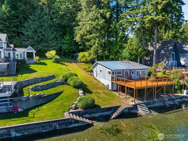 8006 Urquhart Street NW, Olympia, WA 98502