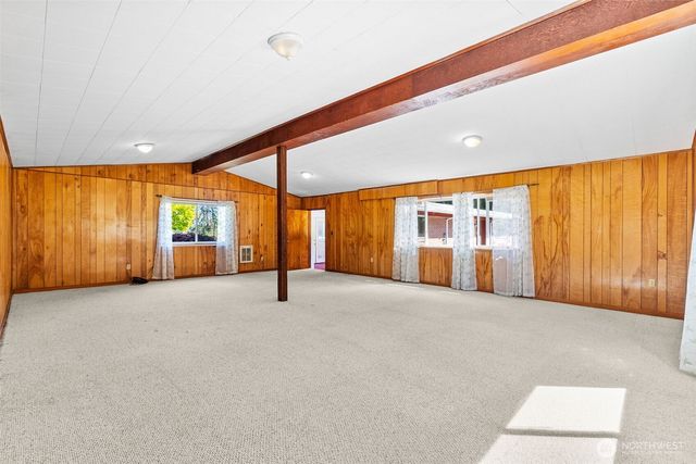 8006 Urquhart Street NW, Olympia, WA 98502
