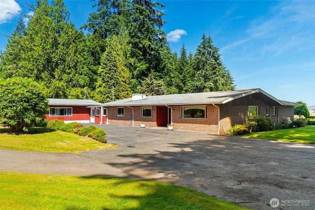 8006 Urquhart Street NW, Olympia, WA 98502