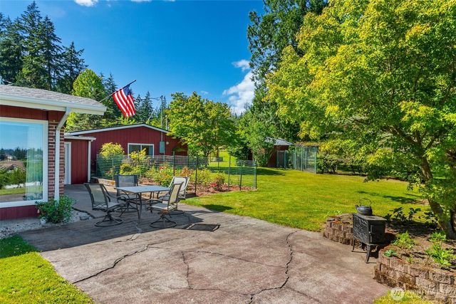 8006 Urquhart Street NW, Olympia, WA 98502