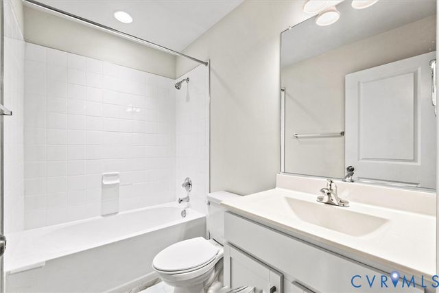 4008 Grand Reserve Ln, Henrico, VA 23223