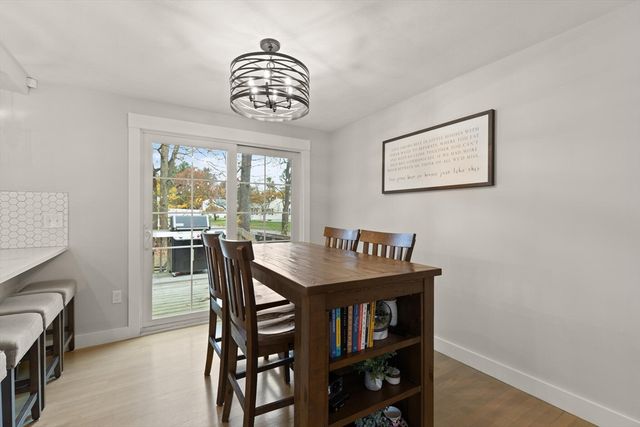 12 Pinecroft Ave, Holden, MA 01520