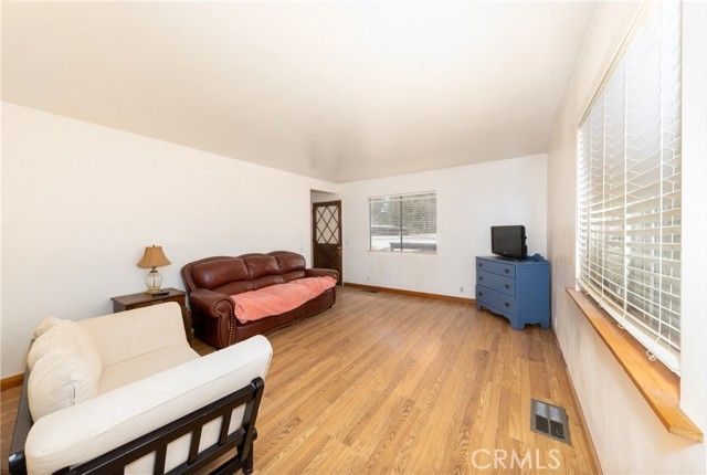 26785 Hopkins, Idyllwild, CA 92549