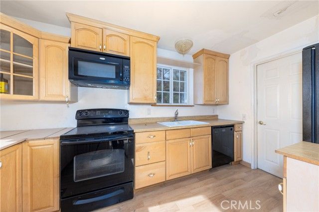 26785 Hopkins, Idyllwild, CA 92549