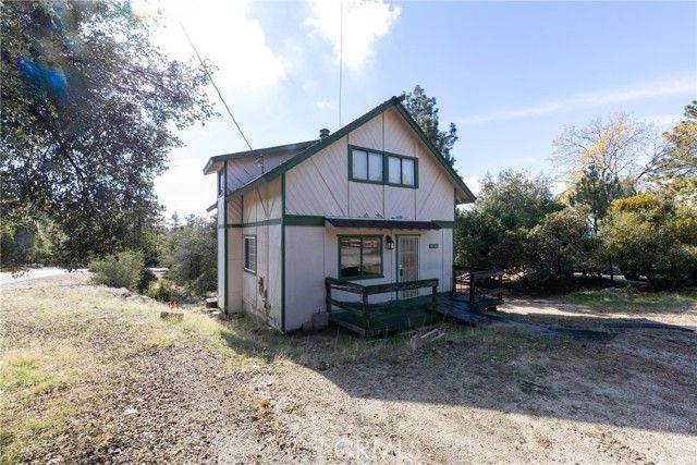 26785 Hopkins, Idyllwild, CA 92549