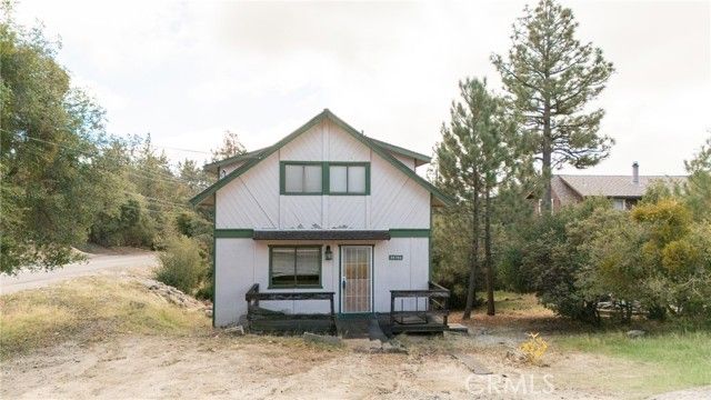 26785 Hopkins, Idyllwild, CA 92549