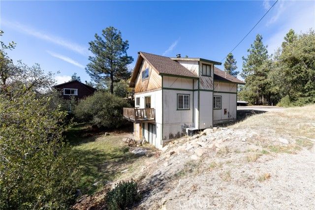 26785 Hopkins, Idyllwild, CA 92549