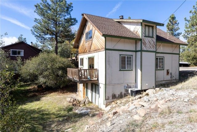 26785 Hopkins, Idyllwild, CA 92549