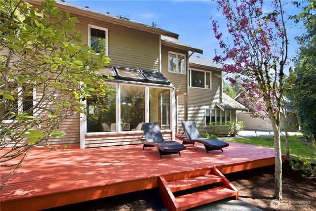6265 160th Avenue SE, Bellevue, WA 98006