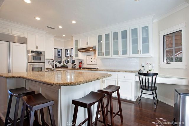 441 Carnation Avenue, Corona Del Mar, CA 92625
