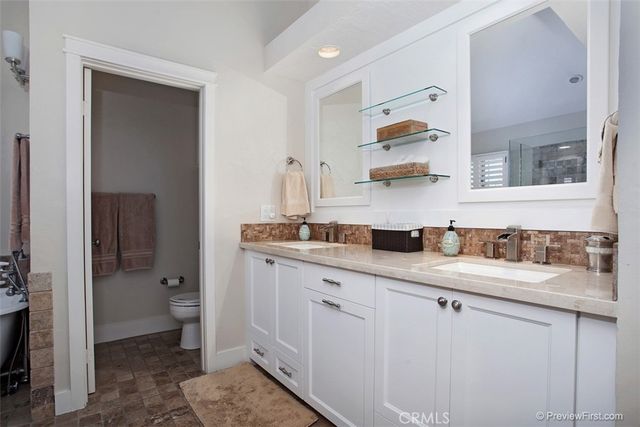 441 Carnation Avenue, Corona Del Mar, CA 92625