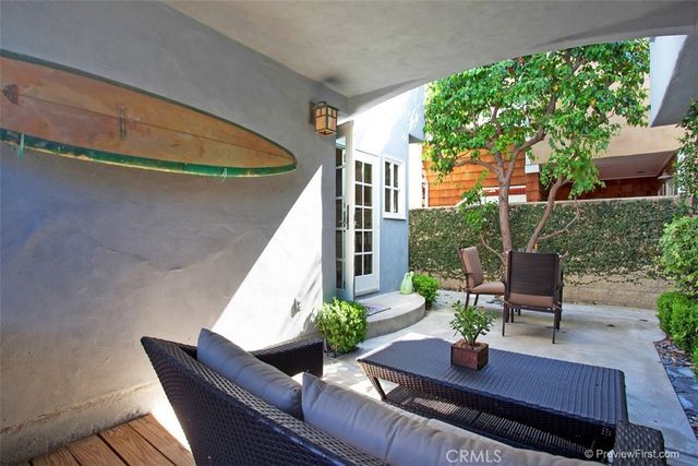 441 Carnation Avenue, Corona Del Mar, CA 92625