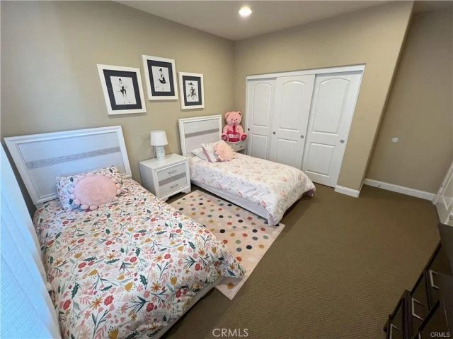4866 Stoneglen Avenue, Fontana, CA 92336