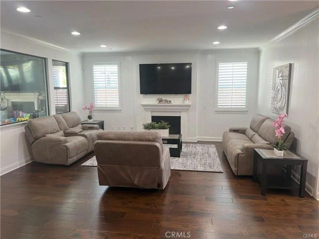 4866 Stoneglen Avenue, Fontana, CA 92336