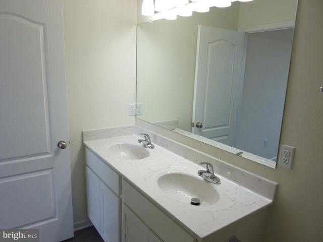 272 DOYLESTOWN RD, Smyrna, DE 19977