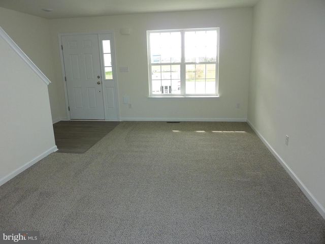 272 DOYLESTOWN RD, Smyrna, DE 19977