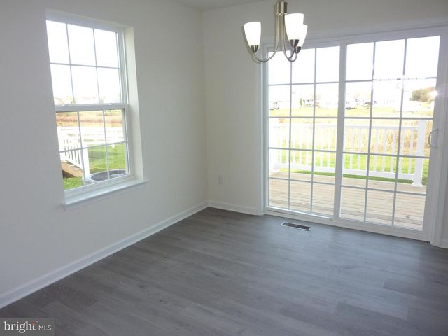 272 DOYLESTOWN RD, Smyrna, DE 19977