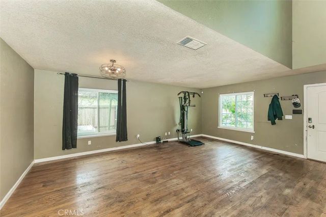 671 Cambria Lane, Lemoore, CA 93245