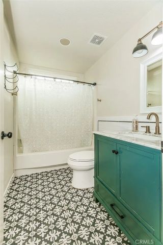 671 Cambria Lane, Lemoore, CA 93245