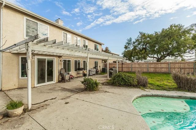 671 Cambria Lane, Lemoore, CA 93245