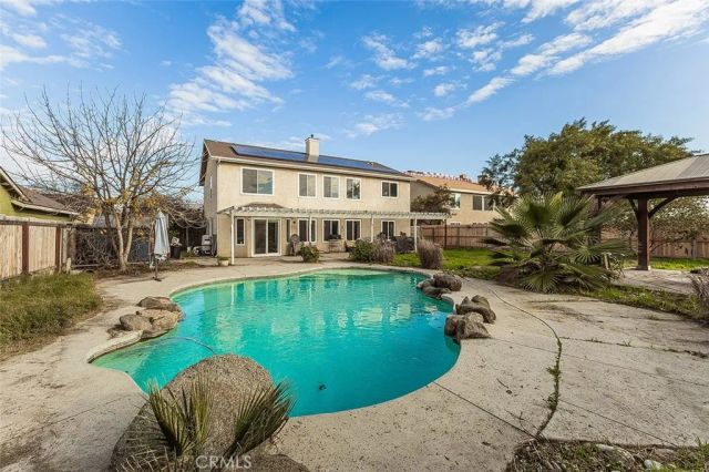 671 Cambria Lane, Lemoore, CA 93245