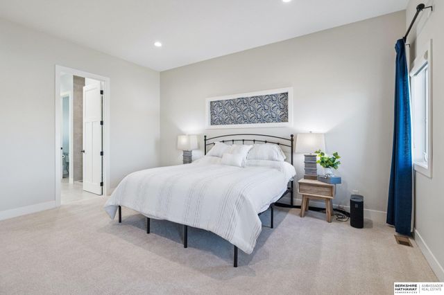 21746 Bayshore Drive, Columbus, NE 68601