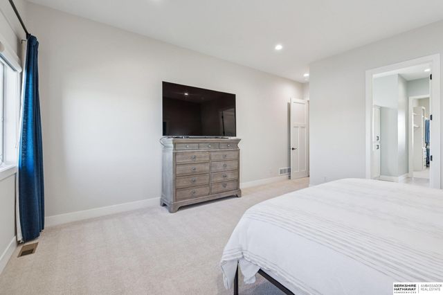 21746 Bayshore Drive, Columbus, NE 68601