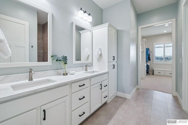 21746 Bayshore Drive, Columbus, NE 68601