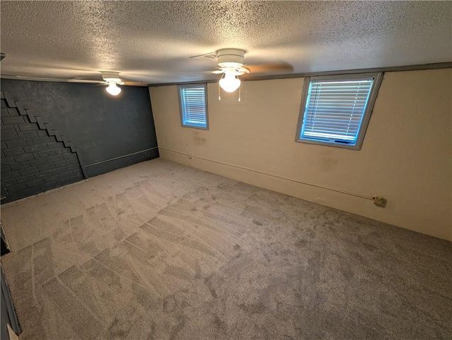 8 NW Noel Street, Lee's Summit, MO 64063