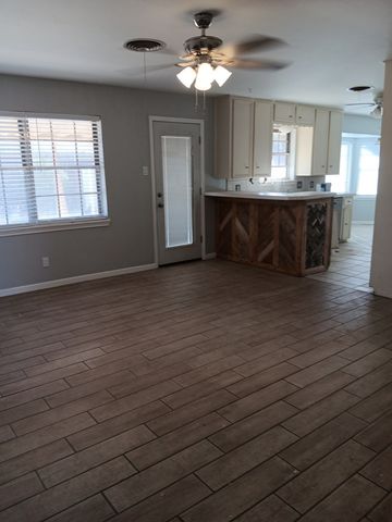 3301 Terrace Ave, Midland, TX 79703