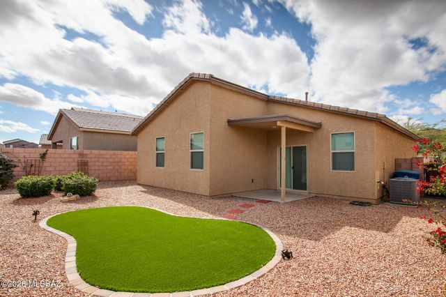 7845 S Sugarbend Drive, Tucson, AZ 85757