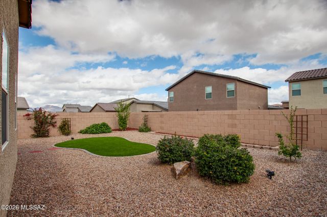 7845 S Sugarbend Drive, Tucson, AZ 85757