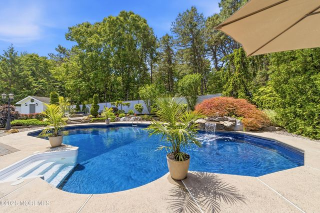 42 Netty Street, Howell, NJ 07731