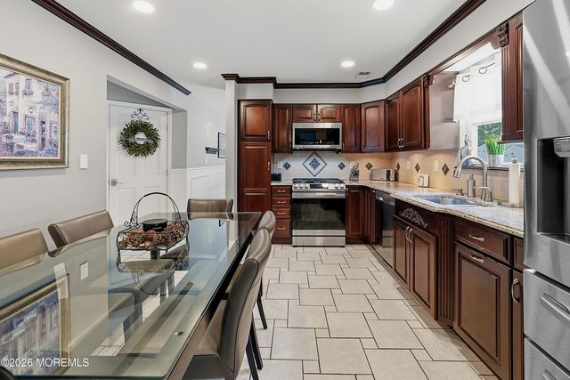 42 Netty Street, Howell, NJ 07731