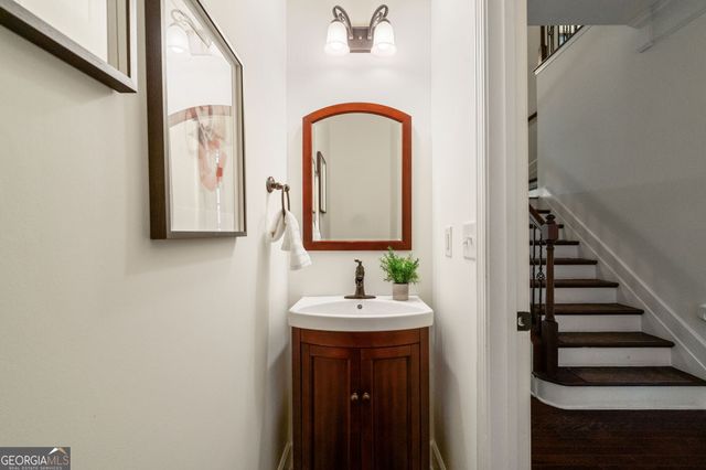 828 Northam Lane, Atlanta, GA 30342