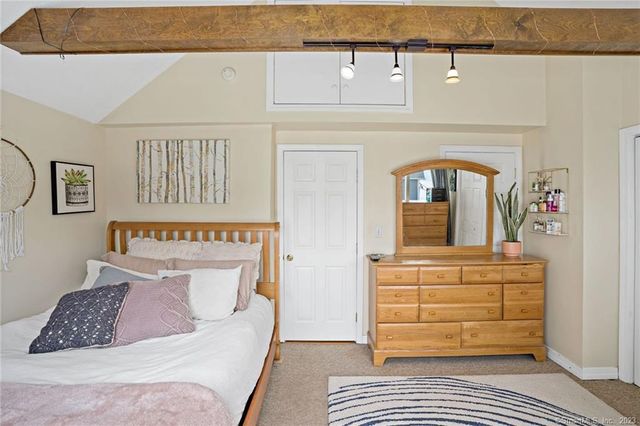 210 Broadway Road 210, Milford, CT 06460