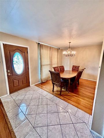 9824 Tullamoor Drive, Unincorporated, MO 63136