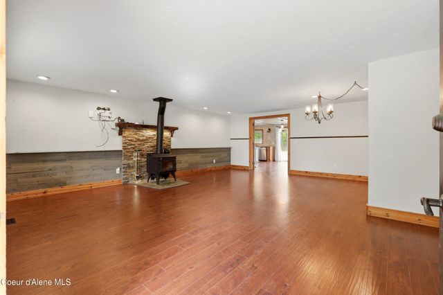 1909 E Meadow Ln, Post Falls, ID 83854