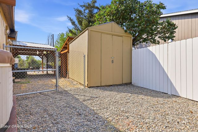 1909 E Meadow Ln, Post Falls, ID 83854