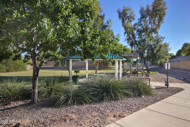 3770 W YELLOW PEAK Drive, San Tan Valley, AZ 85144
