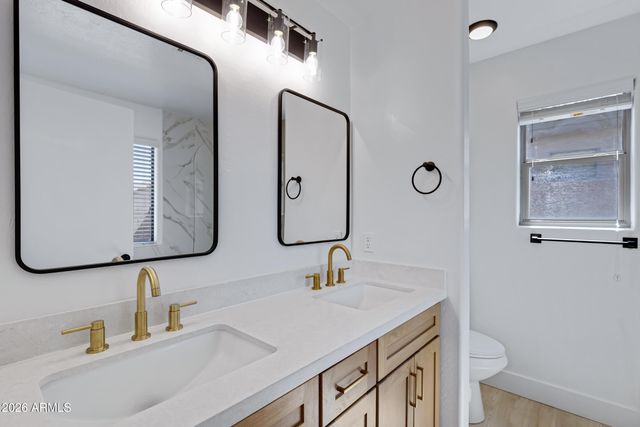 3770 W YELLOW PEAK Drive, San Tan Valley, AZ 85144