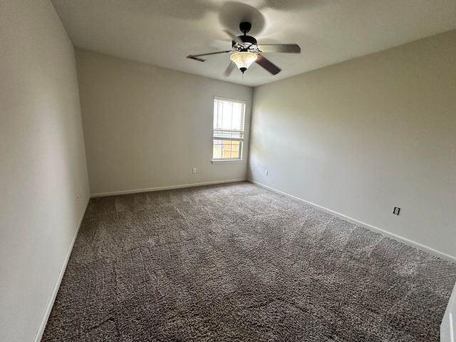 5711 VERO WAY, Columbia, MO 65201