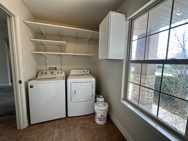 5711 VERO WAY, Columbia, MO 65201