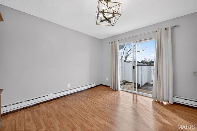 1726 Mayenne Court, St Louis, MO 63125