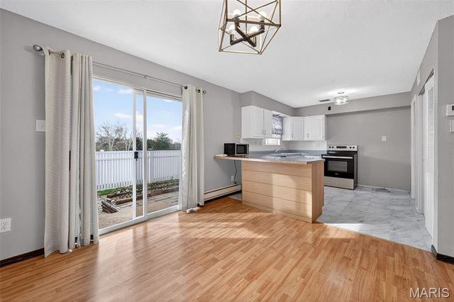 1726 Mayenne Court, St Louis, MO 63125