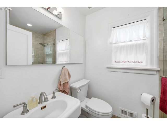 3107 Ne 27TH Ave, Portland, OR 97212