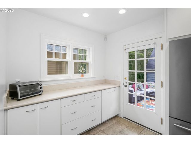 3107 Ne 27TH Ave, Portland, OR 97212