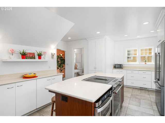 3107 Ne 27TH Ave, Portland, OR 97212