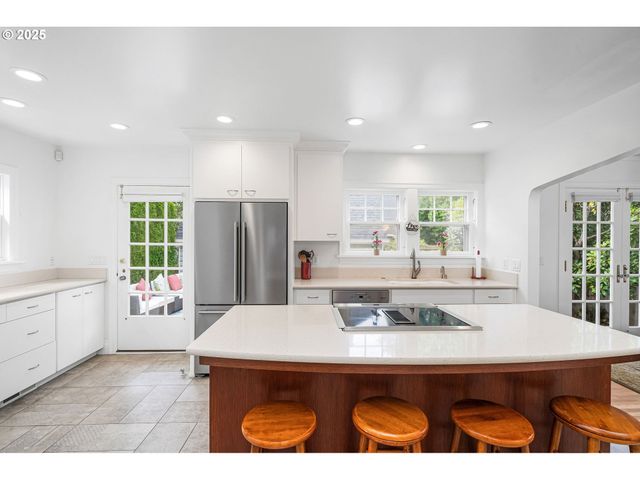 3107 Ne 27TH Ave, Portland, OR 97212